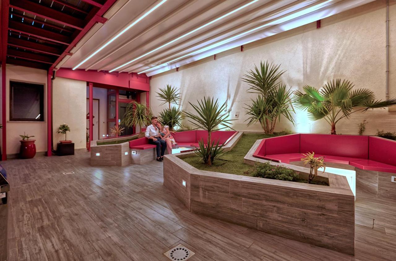 Hospitality Hotel Palermo Exterior foto
