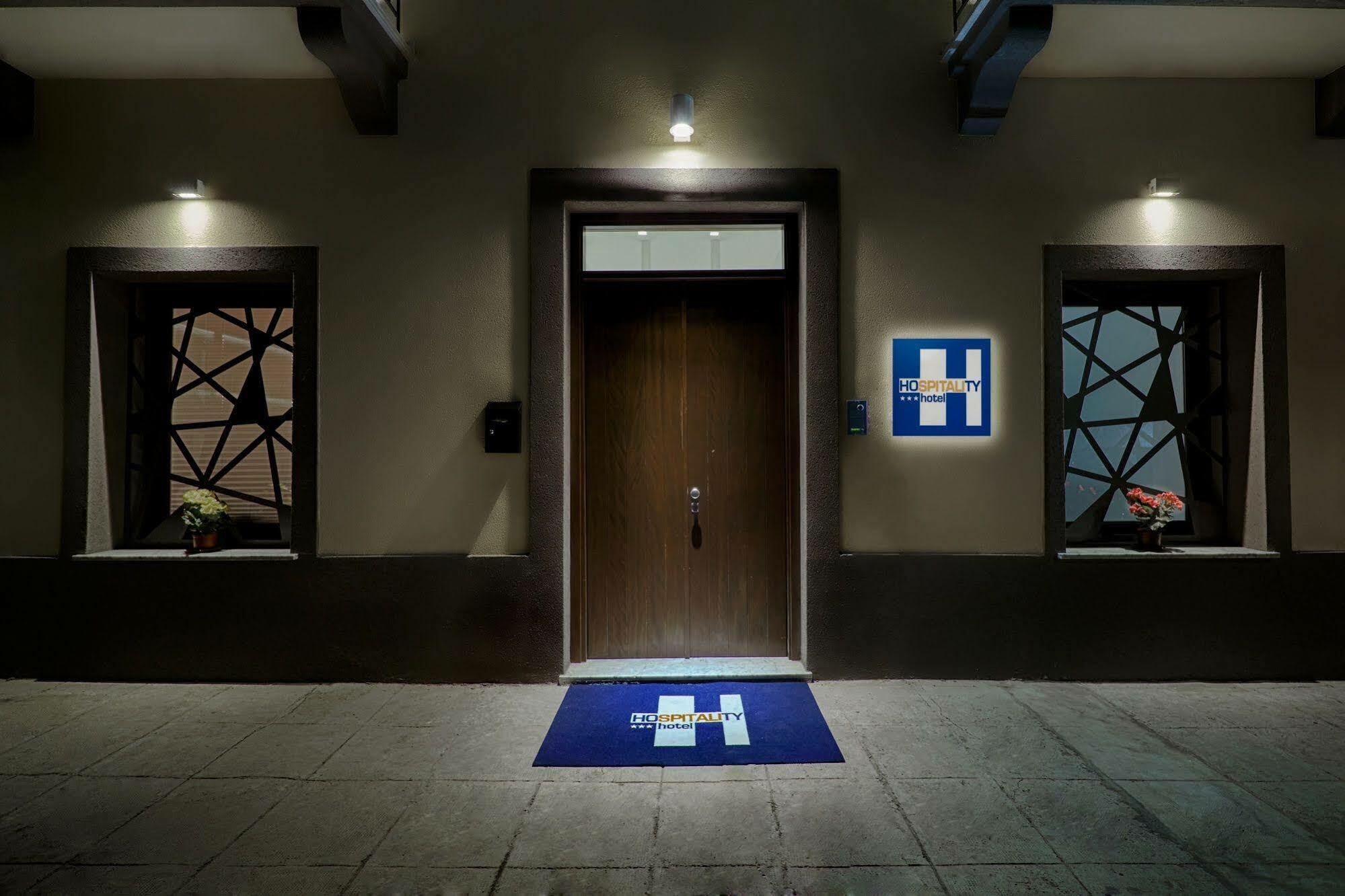 Hospitality Hotel Palermo Exterior foto